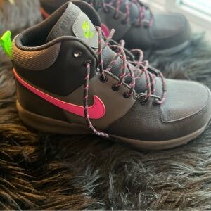 Nike Unisex Manoa Leather Boots
